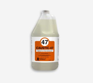 Bouteille 4L Caustic-47 détergent alcalin concentré non moussant non chloré.