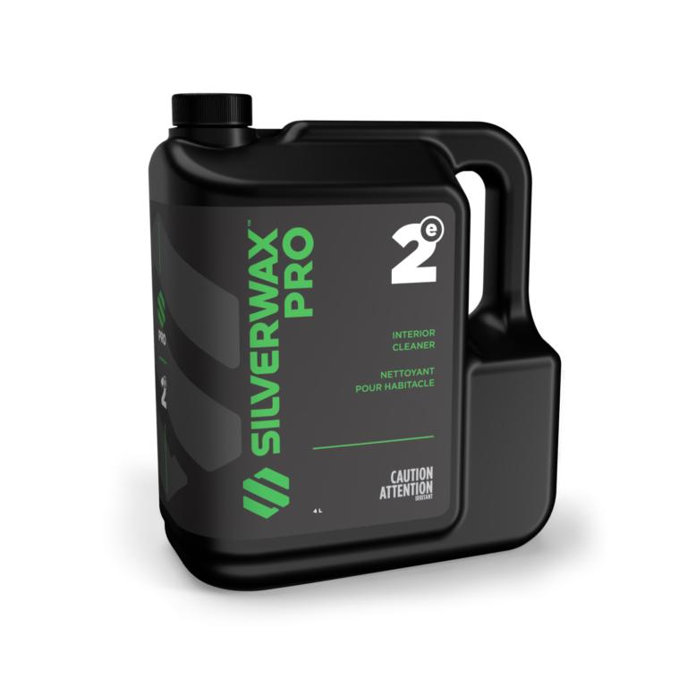 Bidon de 4L SILVERWAX PRO nettoyant intérieur, étiquette verte/blanche, consignes bilingues, entretien sanitaire professionnel.