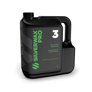 Détergent Silverwax Pro 4L, étiquette verte n°3, bidon noir pratique pour entretien et nettoyage professionnels.