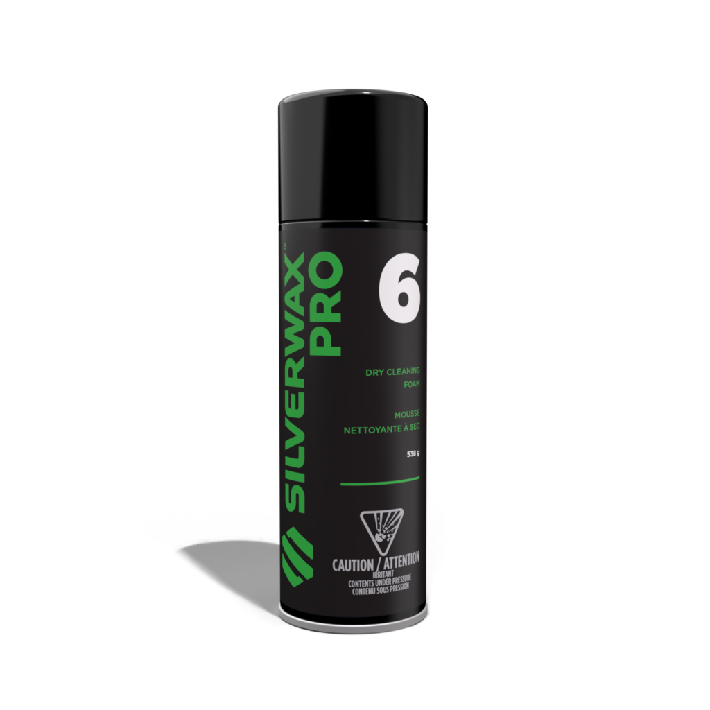 Spray nettoyant SILVERWAX PRO 6 : mousse sèche pour l'entretien domestique, emballage noir, mention sécurité.