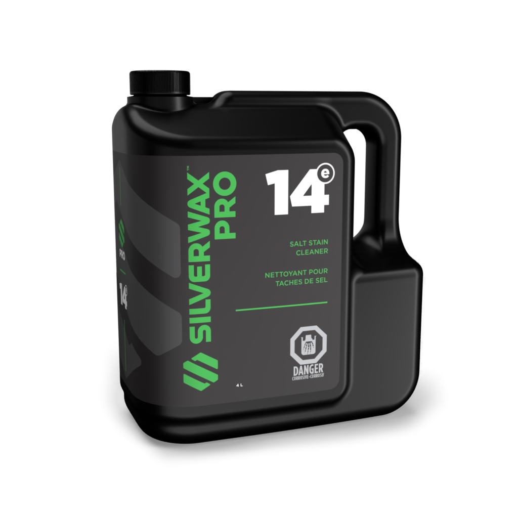 Bidon noir 4L Silgewax Pro 14E, nettoyant antitache écologique, étiquette verte, idéal entretien sanitaires.