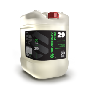 Bidon translucide SILVERWAX PRO 29 nettoyant industriel avec bouchon rouge, idéal entretien et nettoyage sanitaires professionnels.