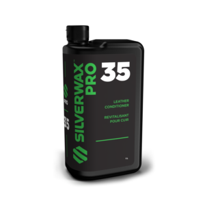 Bouteille noire 1L SILVERWAX PRO 35, revitalisant pour cuir, design moderne, idéale entretien intérieur auto.