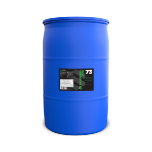 Fût plastique bleu Silverprow 73, étiquette noire et verte, destiné à l'entretien sanitaire écologique.