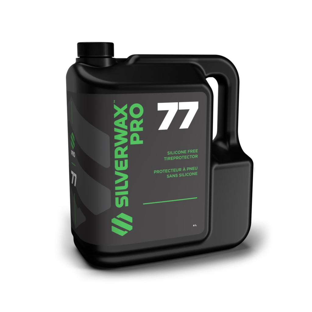 Bidon noir 4L Silverwax Pro 77, protecteur pneu écolo, poignée pratique. Idéal entretien et nettoyage sanitaires.