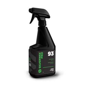 Déodoriseur Silverwax Pro 93, bidon 1L noir, entretien sanitaire professionnel, étiquette verte et blanche.