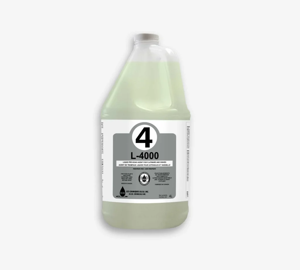 Bidon 4 L-4000 : nettoyant écologique vert pour sanitaires, étiquette claire sur l'entretien et la sécurité.