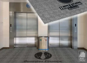 Tapis avec logo Triathlon P.I.S. Insertion Graphique